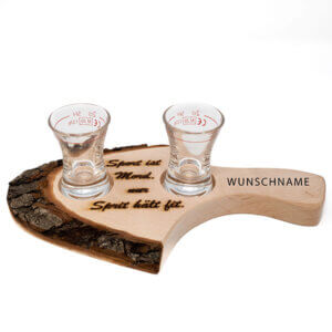 Schnapsbrett mit Gravur, Sperrholz, persönliche Gravur, Rindenbrett mit Griff